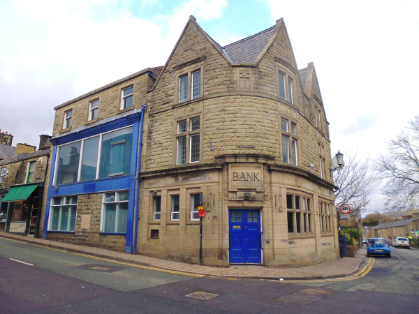 corner of Bridge Street. & Crow Lanecorner of Bridge Street. & Crow Lane - RBS closed in 2019
17-Buildings and the Urban Environment-05-Street Scenes-003-Bridge Street
Keywords: 2019