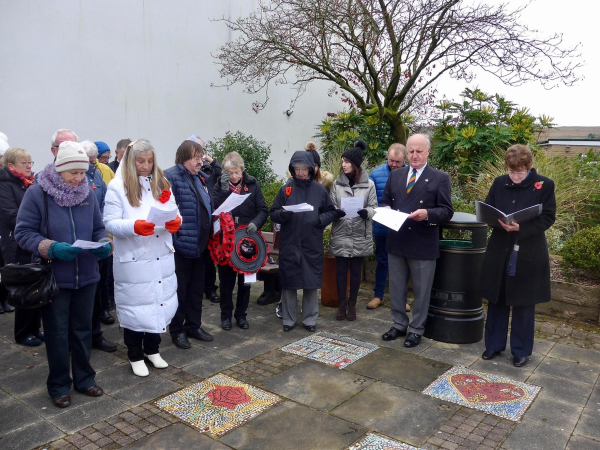 Remembrance Service in Edenfield Memorial Garden; ? ? Nov 9
17-Buildings and the Urban Environment-05-Street Scenes-011-Edenfield
Keywords: 2019