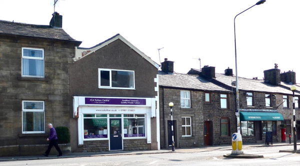 Market Place, Edenfield. Tuition Centre moved from Co-Op Building.
17-Buildings and the Urban Environment-05-Street Scenes-017-Market Place
Keywords: 2019