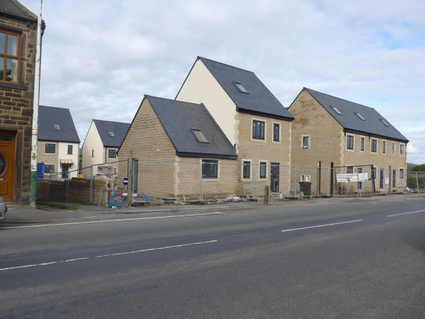 Pilgrim Gardens, Market Street, Edenfield? ? ? ? ? 
17-Buildings and the Urban Environment-05-Street Scenes-011-Edenfield
Keywords: 2019