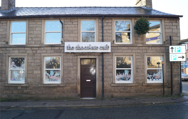 Christmas Window Display  at the Chocolate Cafe
17-Buildings and the Urban Environment-05-Street Scenes-017-Market Place
Keywords: 2019