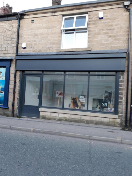 New Photograph Studio on Bolton Street (Stephen Redfern) New Photograph Studio on Bolton Street (Stephen Redfern) before opening

17-Buildings and the Urban Environment-05-Street Scenes-031 Bolton Street
Keywords: 2020
