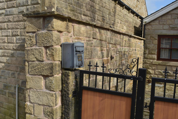 Higher Summerseat
17-Buildings and the Urban Environment-05-Street Scenes-028-Summerseat area
Keywords: 2021