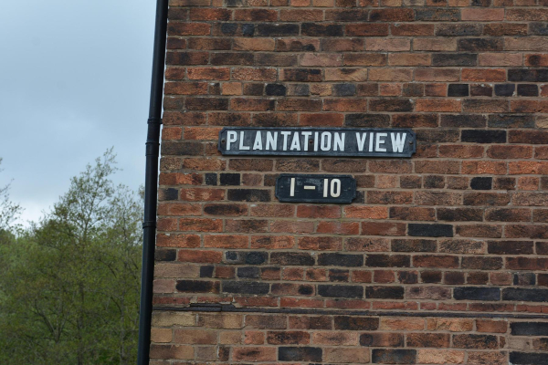 Brooksbottom
17-Buildings and the Urban Environment-05-Street Scenes-028-Summerseat area
Keywords: 2021