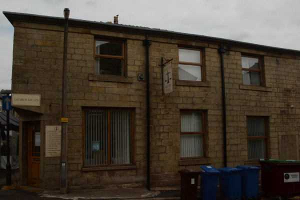 Smithy Street 
17-Buildings and the Urban Environment-05-Street Scenes-026-Square Street area
Keywords: 2021