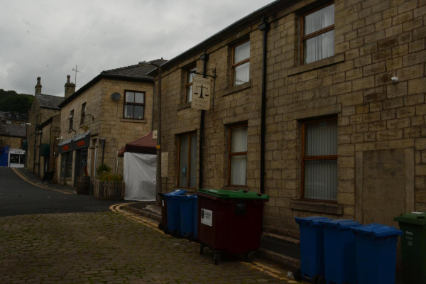 Smithy Street 
17-Buildings and the Urban Environment-05-Street Scenes-026-Square Street area
Keywords: 2021