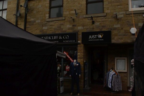 Square Street 
17-Buildings and the Urban Environment-05-Street Scenes-026-Square Street area
Keywords: 2021