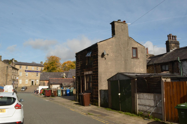 Central Street
17-Buildings and the Urban Environment-05-Street Scenes-008-Central Street
Keywords: 2021