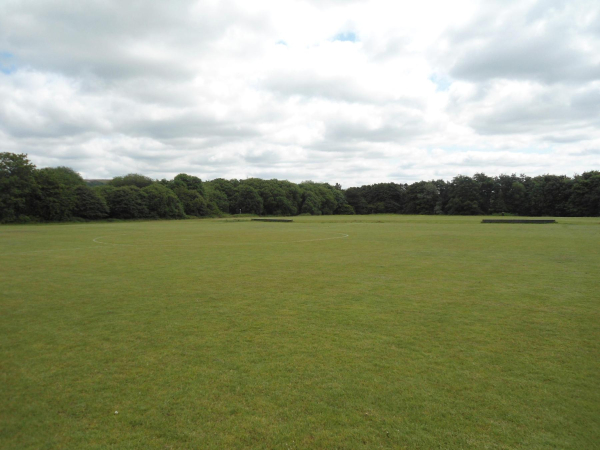 Top Park Bolton Road West  
17-Buildings and the Urban Environment-05-Street Scenes-002-Bolton Road West
Keywords: 2021