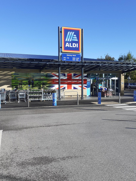Aldi after refurbishment 
03-Shops, Restaurants and Hotels-02-Individual shops-001-Supermarkets
Keywords: 2021
