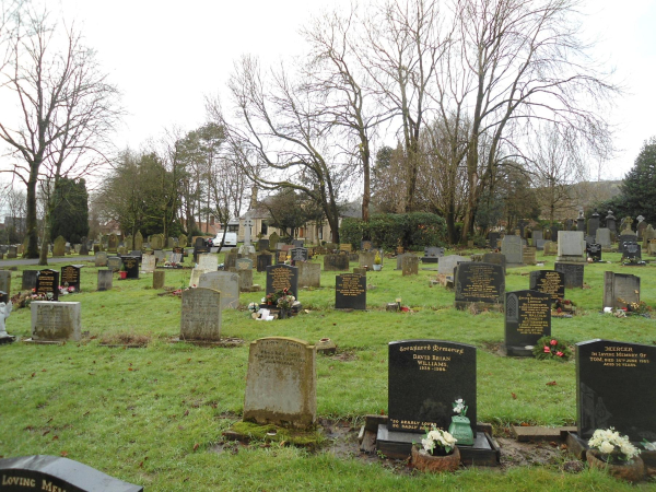 Ramsbottom Cemetery
17-Buildings and the Urban Environment-05-Street Scenes-007-Cemetery Road
Keywords: 2022