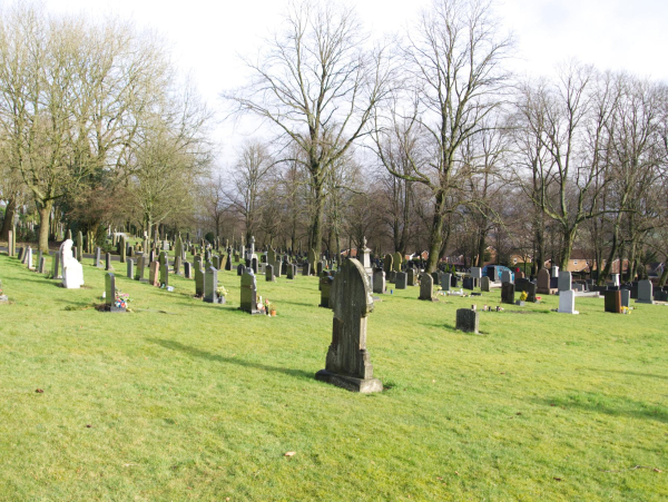 Ramsbottom Cemetery
17-Buildings and the Urban Environment-05-Street Scenes-007-Cemetery Road
Keywords: 2022