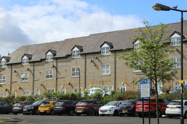 Flats on Square Street 
17-Buildings and the Urban Environment-05-Street Scenes-026-Square Street area
Keywords: 2022