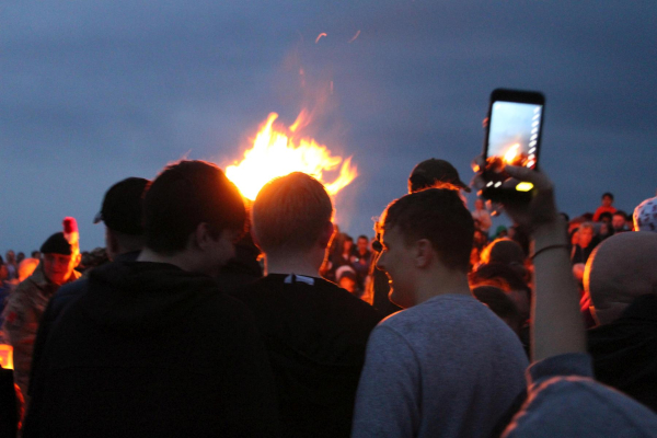 Queen Elizabeth II Platinum Jubilee Celebrations on Holcombe Hill lighting a beacon 
18-Agriculture and the Natural Environment-03-Topography and Landscapes-001-Holcombe Hill
Keywords: 2022