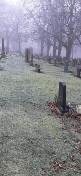 Ramsbottom Cemetery foggy winters day
17-Buildings and the Urban Environment-05-Street Scenes-007-Cemetery Road
Keywords: 2023