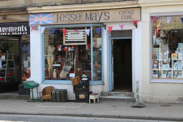 1940's Weekend Ramsbottom - Jesse May Bridge St 1940s Weekend
14-Leisure-04-Events-003-1940s weekends
Keywords: 2023