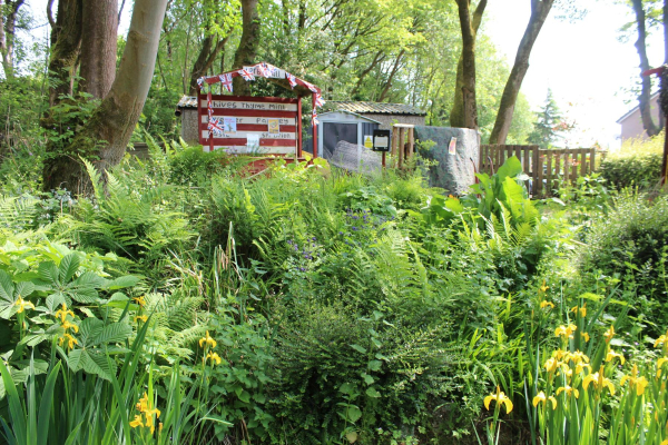 Old River Garden at Stubbins
17-Buildings and the Urban Environment-05-Street Scenes-027-Stubbins Lane and Stubbins area
Keywords: 2023