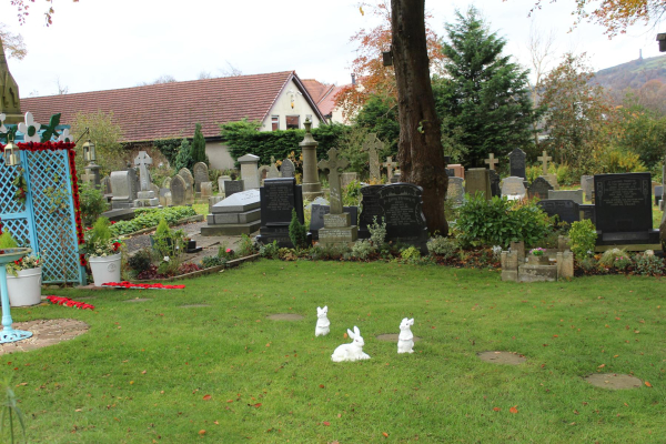 Stubbins Garden for Remembrance 
17-Buildings and the Urban Environment-05-Street Scenes-027-Stubbins Lane and Stubbins area
Keywords: 2023