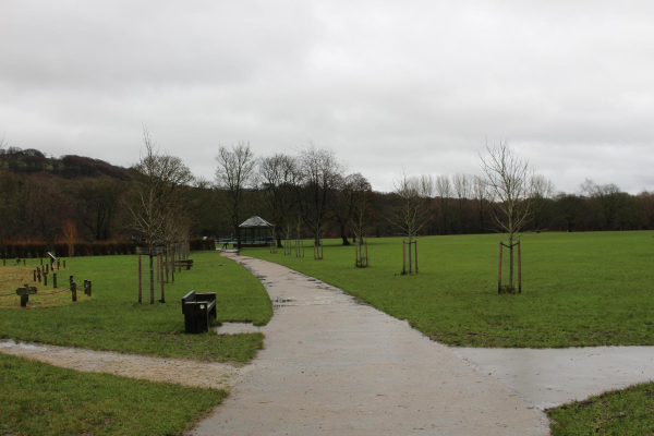 Views of Nuttall Park 
14-Leisure-01-Parks and Gardens-001-Nuttall Park General
Keywords: 2023