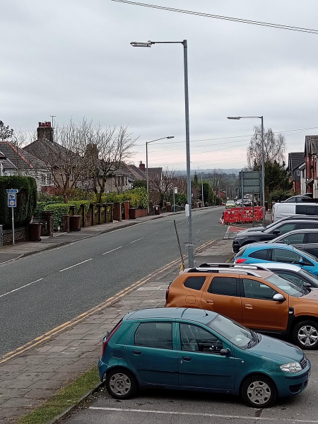 Longsight Rd
17-Buildings and the Urban Environment-05-Street Scenes-013-Holcombe Brook Area
Keywords: 2024