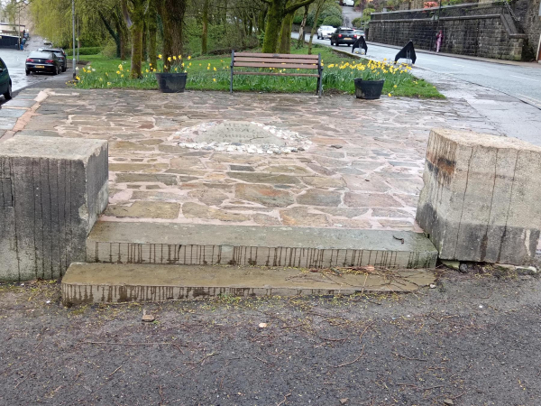 New Jeruslem Date Stone & Garden
17-Buildings and the Urban Environment-05-Street Scenes-027-Stubbins Lane and Stubbins area
Keywords: 2024