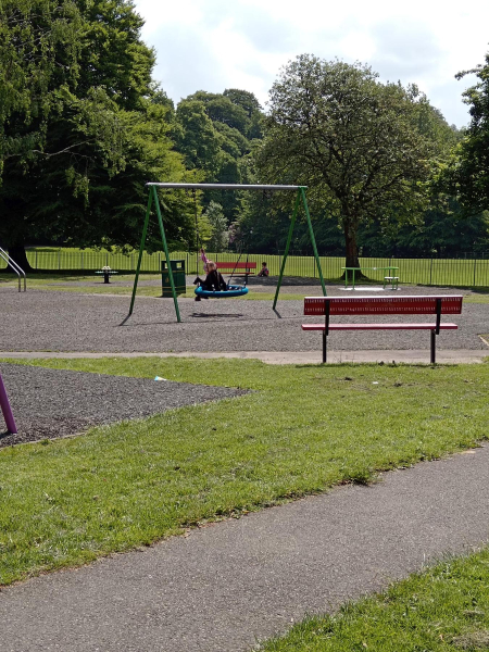 Nuttall Park
14-Leisure-01-Parks and Gardens-001-Nuttall Park General
Keywords: 2024