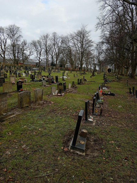 Ramsbottom Cemetery
17-Buildings and the Urban Environment-05-Street Scenes-007-Cemetery Road
Keywords: 2025