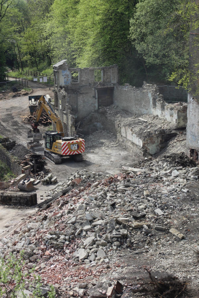 Edenwood Calico mill being demolished 
02-Industry-01-Mills-026-Edenwood Mill 
Keywords: 2025