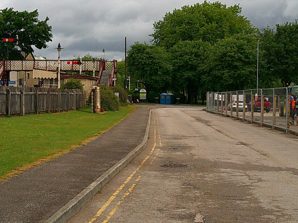 Service road to Ramsbottom Cricket Club 
02-Industry-01-Mills-027-Mondi Papermill
Keywords: 2025