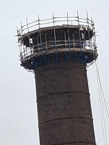 Mondi Chimney scaffolding round top for pointing work
02-Industry-01-Mills-027-Mondi Papermill
Keywords: 2025