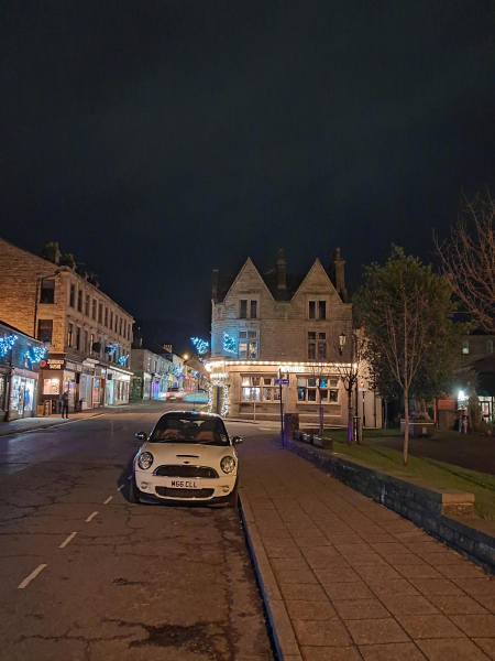 Bridge Street and Bank Pub (old Royal Bank of Scotland)
17 Building and the Urban Environment -07-Bridge Street and Bank Pub with Xmas lights
Keywords: 2025