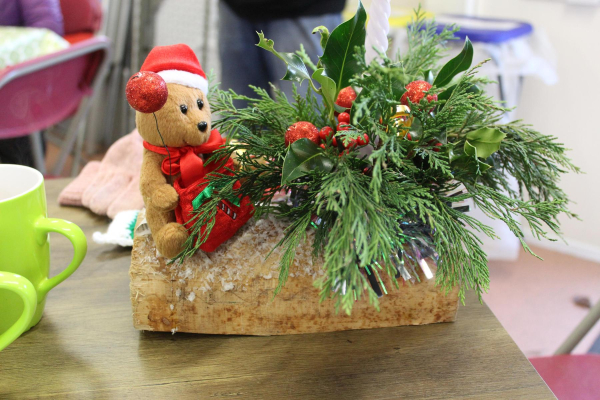 Nuttall Park tea room Xmas log made by St Paul's Scouts
14-Leisure-04-Events-001-Nuttall Park Events
Keywords: 2025