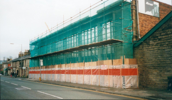 'End of the Flan - Bolton Road West Ramsbottom 
17-Buildings and the Urban Environment-05-Street Scenes-002-Bolton Road West
Keywords: 0