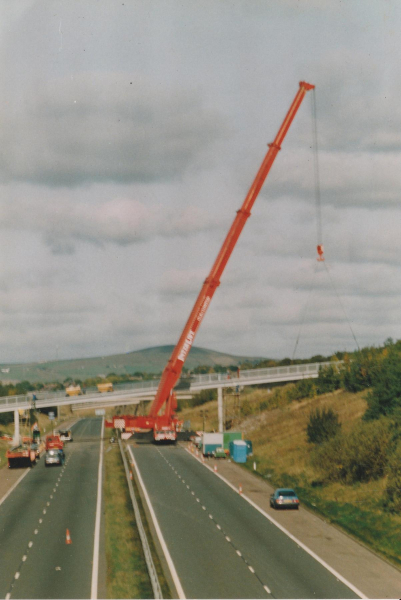 M66 footbridge being replaced  from Peel Brow estate to Shuttleworth
17-Buildings and the Urban Environment-05-Street Scenes-021-Peel Brow area
Keywords: 0