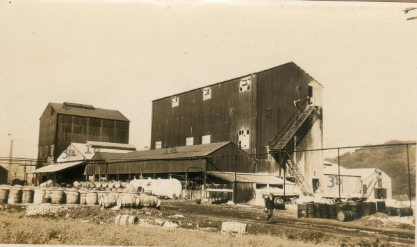 Ocean Chemical Works, Rams. 10 taken 1928 & 1929 7 of interior and exterior of works. 3 of views of Rams taken from O.C.V. Signed James Velding (manager]. a) Oct 1928 from Nuttall Bridge, b)1928 or 1929 from the Nuttall side,RHSBA-1475
02 - Industry - 03 - Chemical Works
Keywords: Bury-Archive