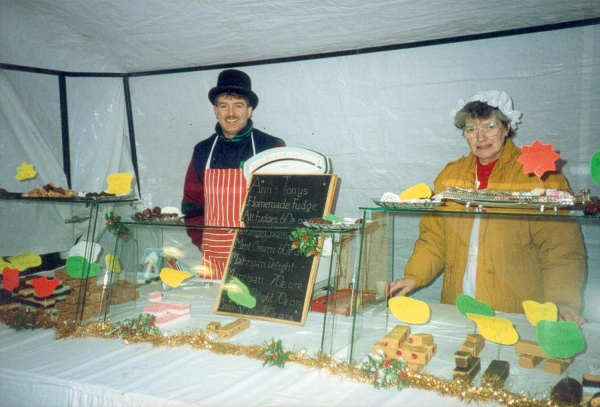 Ramsbottom Street Market Xmas 1991-5 photos  Christmas Market 
03 - Shops, Restaurants & Hotels - 02 - Individual shops
Keywords: Bury-Archive