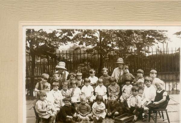 St Andrews School-? 1929/1930.
05 - Education - 01 - Primary Schools
Keywords: Bury-Archive