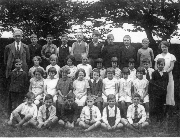 Stubbins County Primary School Class in 1930's
05 - Education - 01 - Primary Schools
Keywords: Bury-Archive