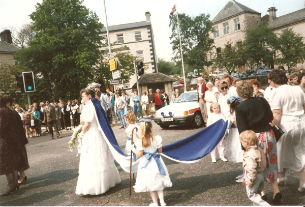 Whit walks in Ramsbottom 1987-8 photos
06 - Religion - 02 - Church Activities
Keywords: Bury-Archive