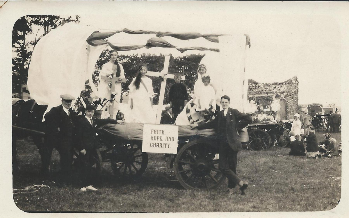 Wesleyan Church floats- probably at either Whit Week or Rose Queen procession  
#N/A
Keywords: Bury-Archive