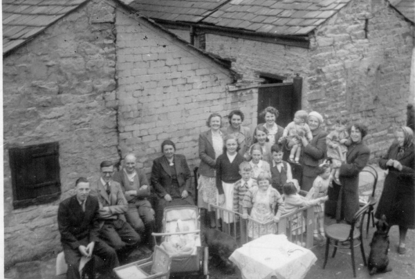 4- Joy Bussen nee Whitaker,late Ramsbottom now Australia Her family and ancestors. Connected with Spencers Engraving Works. See also Mainarch 0545
09 - People and Family - 01 - Families
Keywords: Bury-Archive