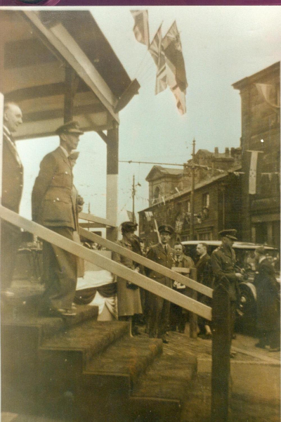 Visit of George VI & Queen Elizabeth to Ram 1945? 
12 - Customs and Traditions - 01 - National Events
Keywords: Bury-Archive