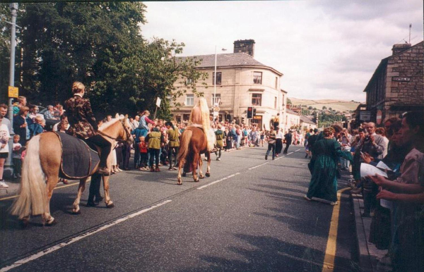 Ramsbottom 2000 street parade August Bank Holiday 1996 
12 - Customs and Traditions - 01 - National Events
Keywords: Bury-Archive
