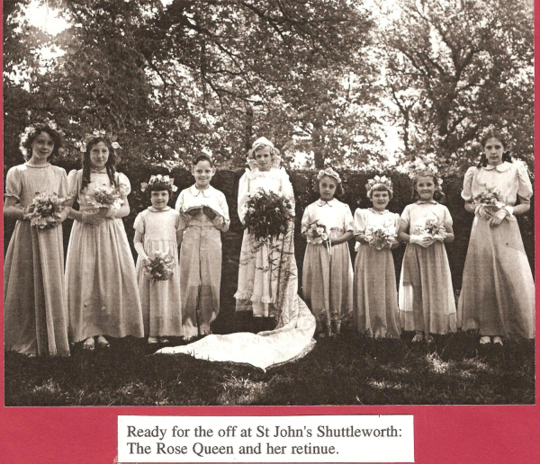 St, Johns Shuttleworth Rose Queen and retinue 1960s? 
12 - Customs and Traditions - 02 - Local Events
Keywords: Bury-Archive