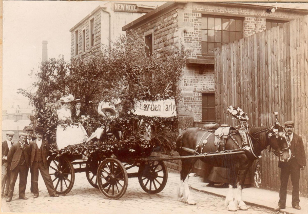 Float with women, men with horse GARDEN PARTY. Edwardian In Paradise St. Rams with New Model Lodging House, Crow Lane, Ashton Chimney to south, maybe float for Ramsbottom Queen?
12 - Customs and Traditions - 02 - Local Events
Keywords: Bury-Archive