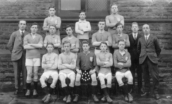 1922/3 St Andrews Junior League Football Champions digitised
14 - Leisure - 02 - Sport and Games
Keywords: Bury-Archive