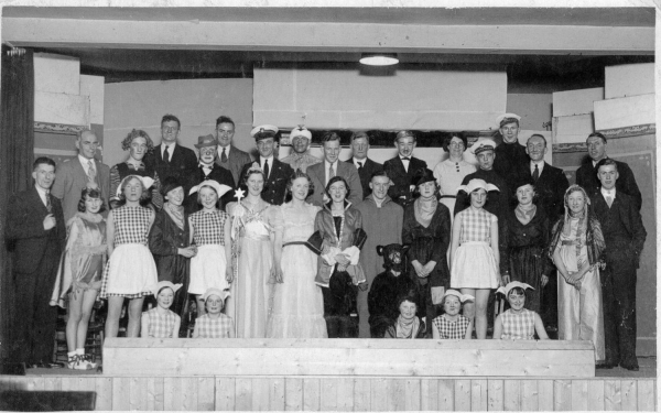 Bank Lane (Shuttlewarth)Baptist Church pantomimes c 1930's 
14 - Leisure - 04 - Events
Keywords: Bury-Archive