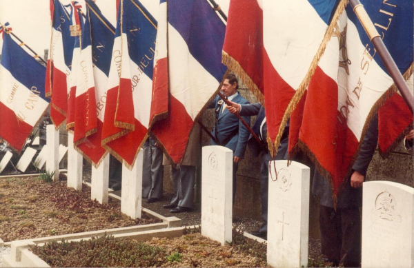 Lanes Fus 5th BTN visits to Seclin and R.W. Porritts grave 6 photos . Dated ones 1982-85 but they did go later. See Mainarch 
15 - War - 02 - World War 2
Keywords: Bury-Archive