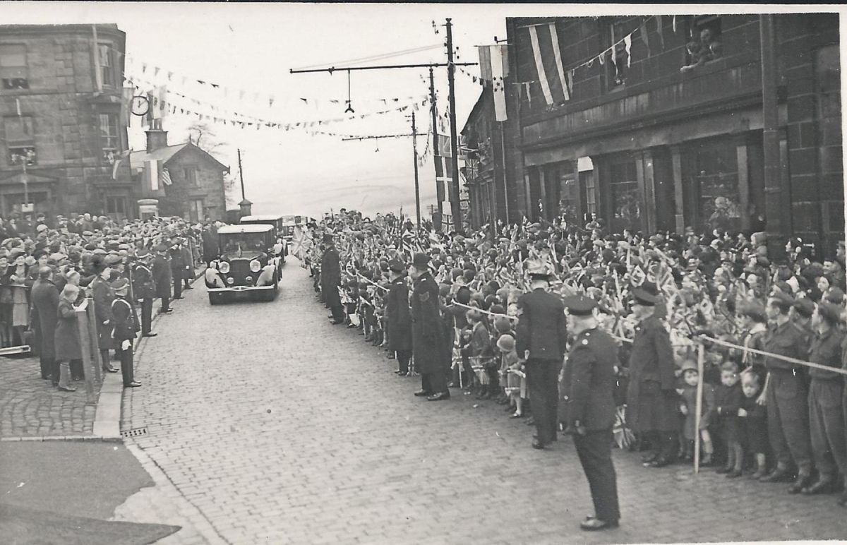King George and Queen Elizabeth's visit to Ramsbottom 8th March 1945.  Scenes in the Market place - from an album of Mr. G. Holt, Chair of the Council. 
15 - War - 02 - World War 2
Keywords: Bury-Archive