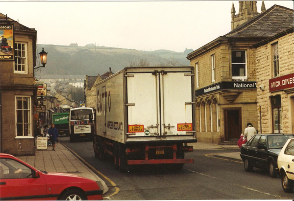 Road congestion traffic in Rams -heavy goods buses parking 14 photographs excellent quality probably 1980 
16 - Transport - 01 - Car and Roads
Keywords: Bury-Archive